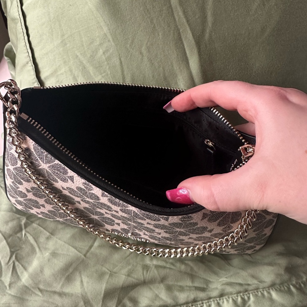 Kate Spade Crossbody - Picture 4 of 4